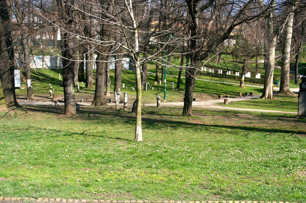 tombstones-in-park-sarajevo